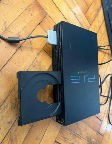playstation-2-ps2-fat-scph-30002-big-3