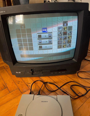 playstation-1-ps1-hry-a-prislusenstvo-big-2