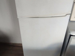 predam-chladnicku-s-mraznickou