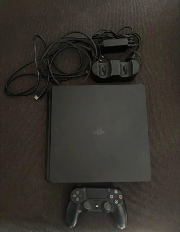 playstation-4-hry-dobijacia-stanica-big-0
