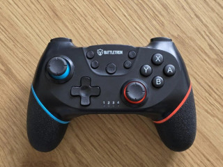bezdrotovy-ovladac-na-nintendo-switch-zn-battletron