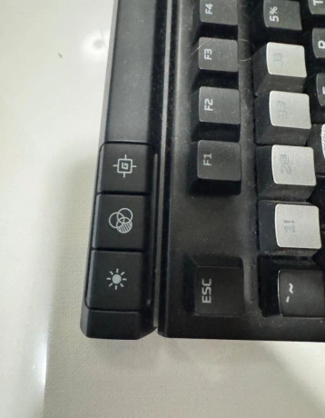 herna-klavesnica-hyperx-alloy-elite-big-2