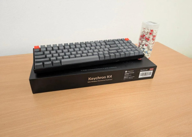 keychron-k4-gateron-red-wireless-hotswap-big-0