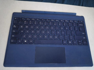 klavesnica-nabijacka-pero-port-ext-ms-surface-pro-4-5