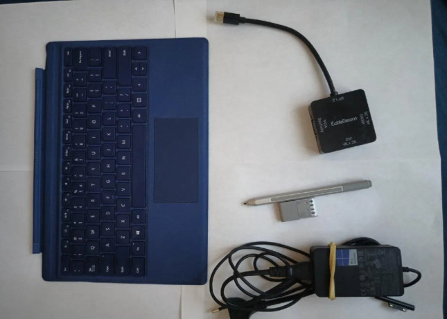 klavesnica-nabijacka-pero-port-ext-ms-surface-pro-4-5-big-3