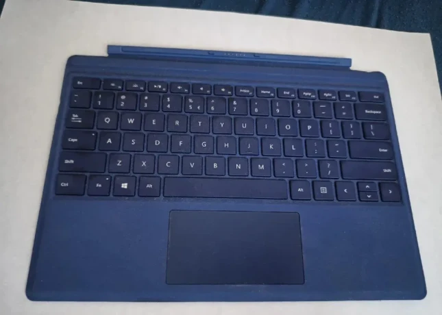 klavesnica-nabijacka-pero-port-ext-ms-surface-pro-4-5-big-0