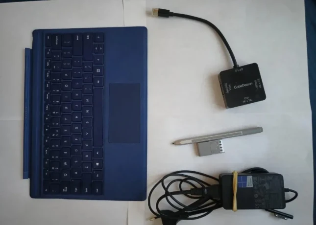 klavesnica-nabijacka-pero-port-ext-ms-surface-pro-4-5-big-3