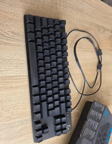 predam-logitech-g413-tkl-se-big-0