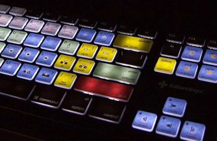 editorkeys-podsvietena-klavesnica-pre-premiere-pro-pc-big-3