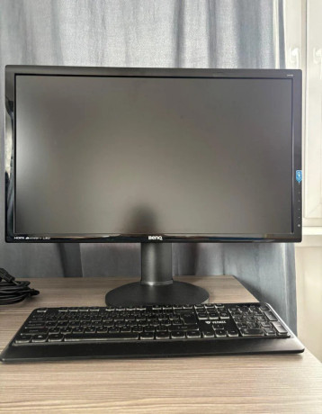 monitor-benq-gw2765-klavesnica-yenkee-130-eur-big-0