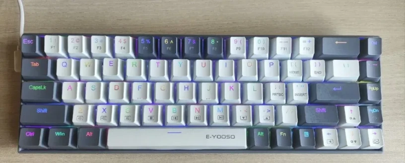 mechanicka-klavesnica-rgb-68-klaves-big-4
