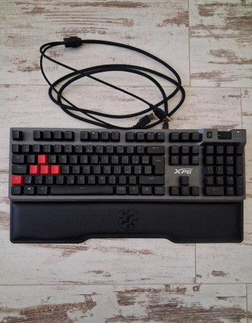 xpg-summoner-rgb-gaming-big-2