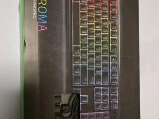 reiser-klavesnica-ornata-chroma
