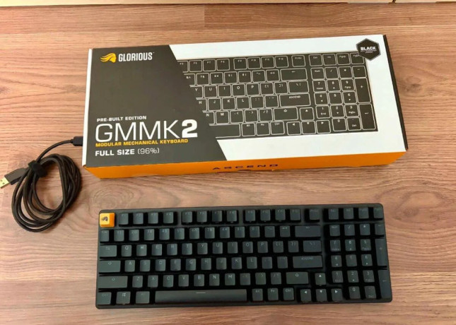 herna-mechanicka-klavesnica-glorious-gmmk-2-big-0