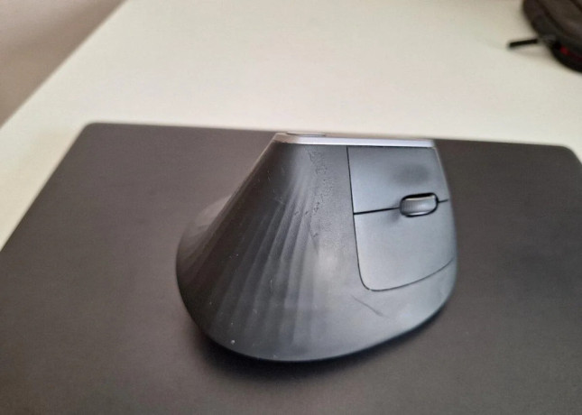 logitech-mx-vertical-big-1