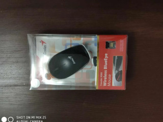 predam-bezdrotovu-mys-genius-traveler-9000