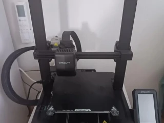 tlaciaren-creality-ender-3-v3-se