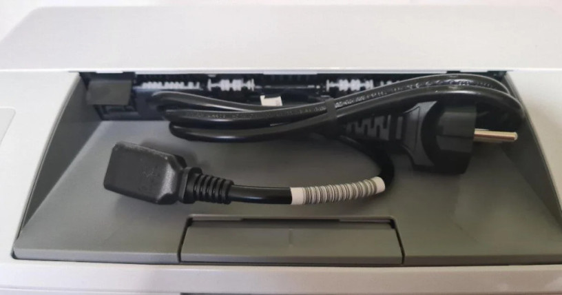 hp-laserjet-m110we-big-2