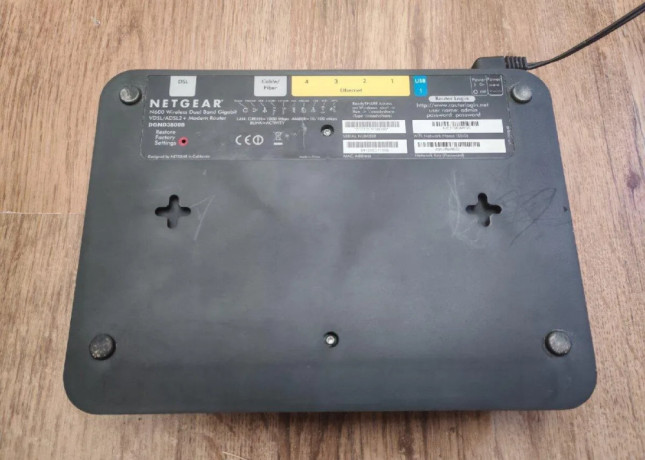 starsi-router-netgear-n600-big-1