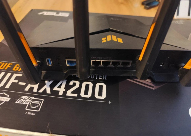 predam-router-asus-tuf-gaming-ax4200-big-2