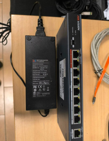 predam-poe-switch-hikvision-ds-3e0109p-e-big-1