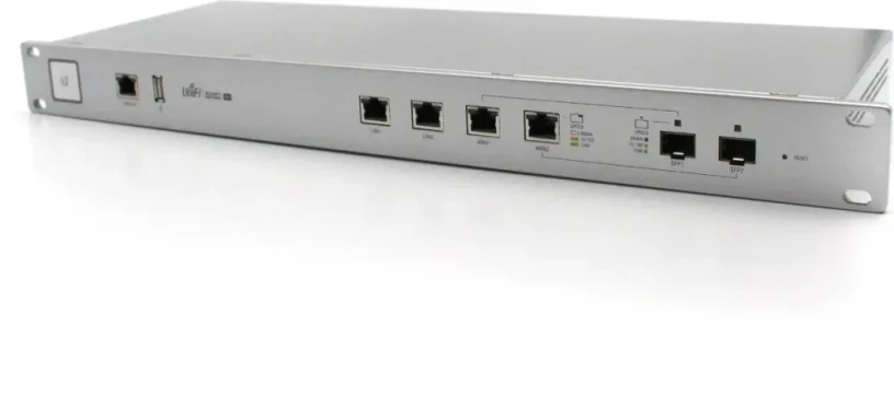 unifi-security-gateway-usg-pro-4-big-0