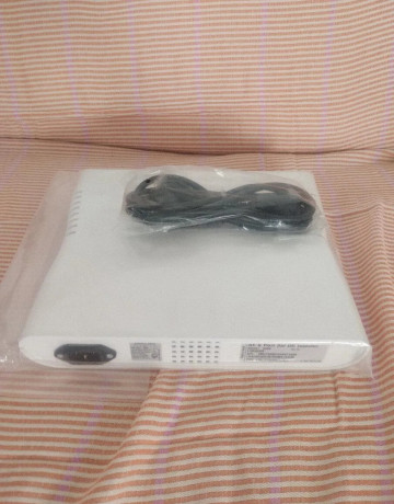 proxim-ae-6-port-3af-dc-injector-model-4306-big-1