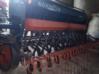 kupim-bodky-na-sejacku-nordsten