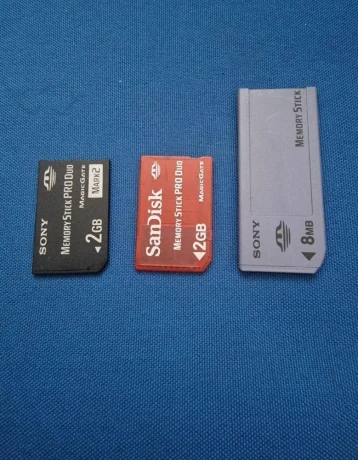 pamatove-karty-memorystick-psp-ps-big-0