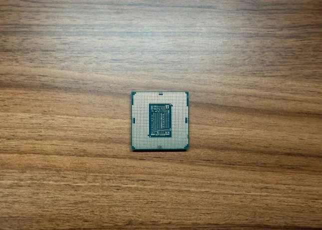 procesor-i5-9400f-gigabyte-b365-m-aorus-elite-chladic-big-2