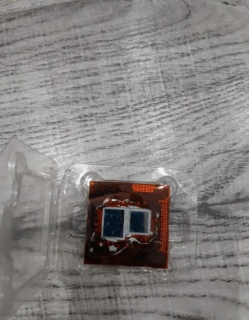 predam-procesory-intel-amd-big-0