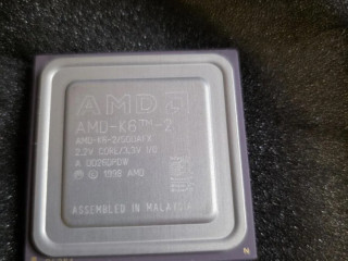 pentium-200mhz-mmx-a-amd-k6-2-500mhz