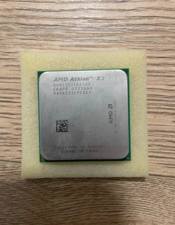 procesor-amd-phenom-a-amd-athlon-x2-big-0