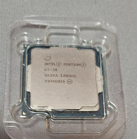 predam-procesor-pentium-g5420-socket-1151-big-0