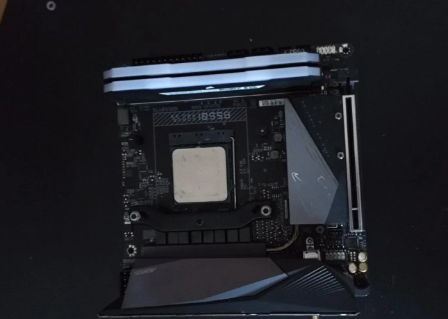 ryzen-7-5800x3d-big-1