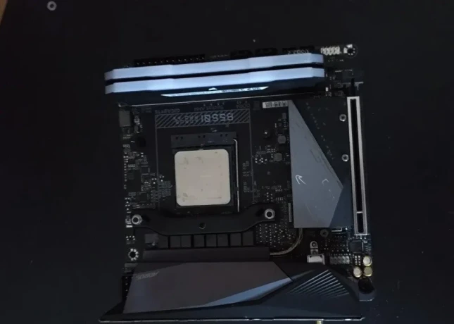 ryzen-7-5800x3d-big-1