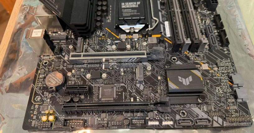 doska-asus-tuf-gaming-b560m-e-socket-lga1200-intel-10-11g-big-3