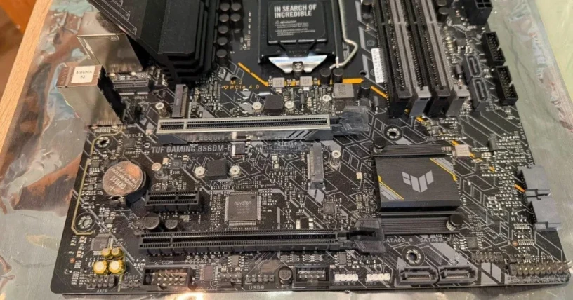 doska-asus-tuf-gaming-b560m-e-socket-lga1200-intel-10-11g-big-3