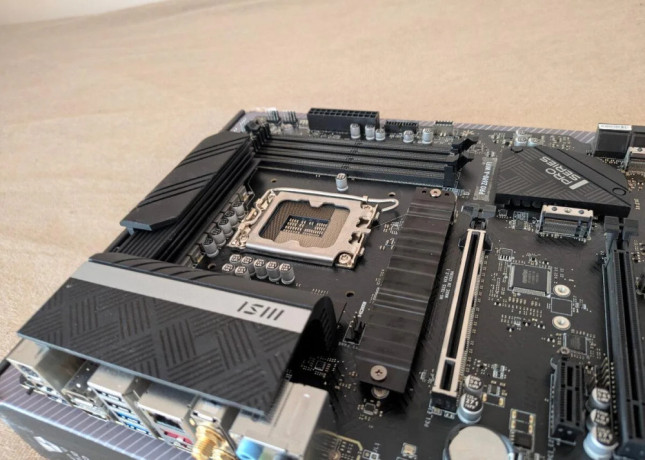msi-z690-pro-big-1