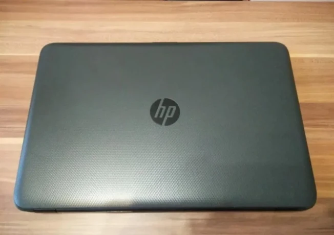 zakladna-doska-z-notebooku-hp-250-g4-big-2