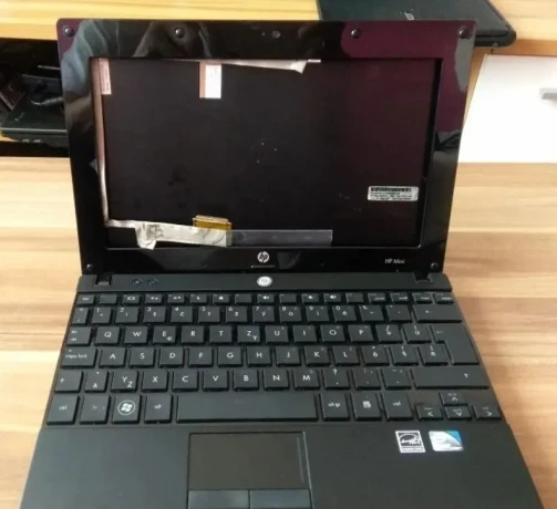 zakladna-doska-z-netbooku-hp-mini-5101-big-0