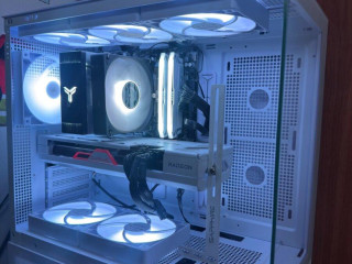 herny-pocitac-ryzen-7-rx-7800-xt