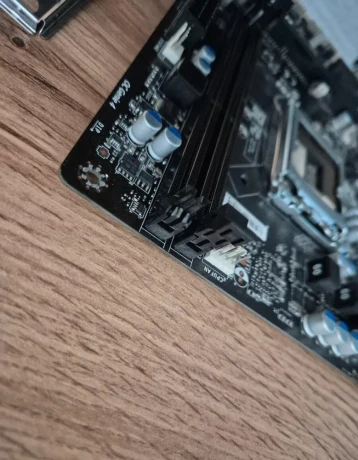 predam-dosku-intel-msi-h81m-e34-big-1