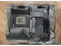 gigabyte-x870-eagle-wifi7-poskodeny-socket-small-0