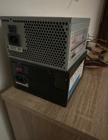 nefunkcne-400-a-550w-zdroje-big-2