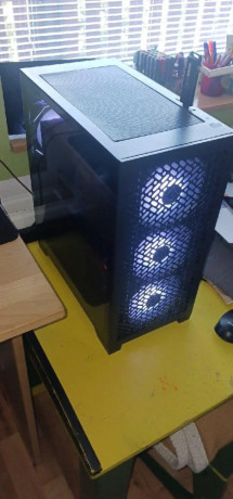 pc-skrina-cooler-master-elite-302-big-2