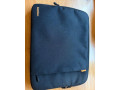 tomtoc-cierne-puzdro-na-notebook-small-0