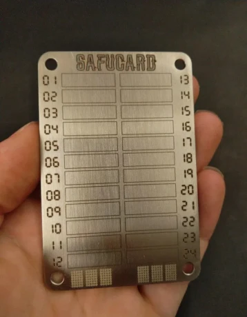 safucard-2x-nerezova-karta-na-zaznam-seedu-kladivo-a-raznice-big-2