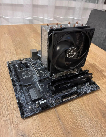 pc-set-intel-i5-9400f-msi-b360m-mortar-hyperx-ddr4-ar-big-0