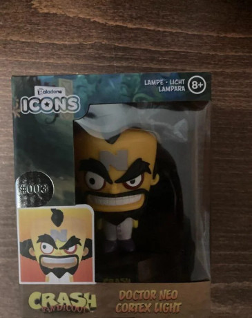 predam-svietiacu-lampu-cortex-zo-serie-crash-bandicoot-big-0